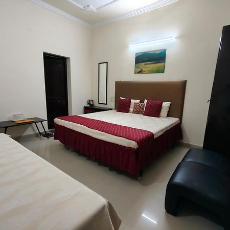 New Chandigarh Holiday Home Exterior foto